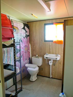indoor leau